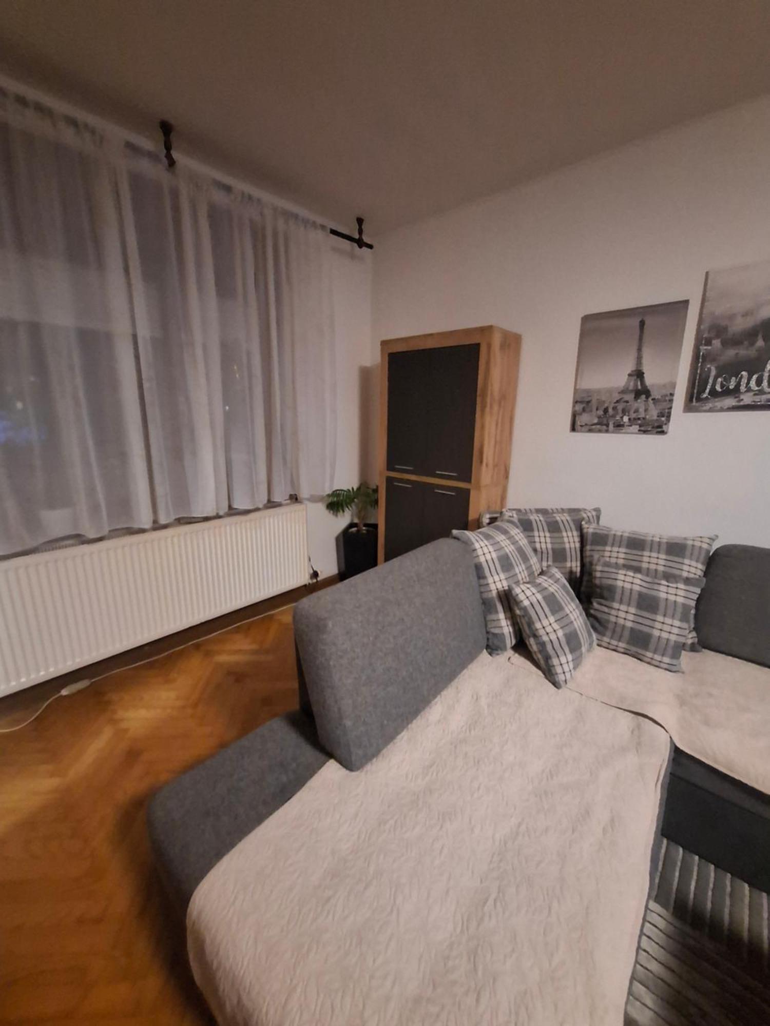 Zg Zapad Zagreb Exterior foto