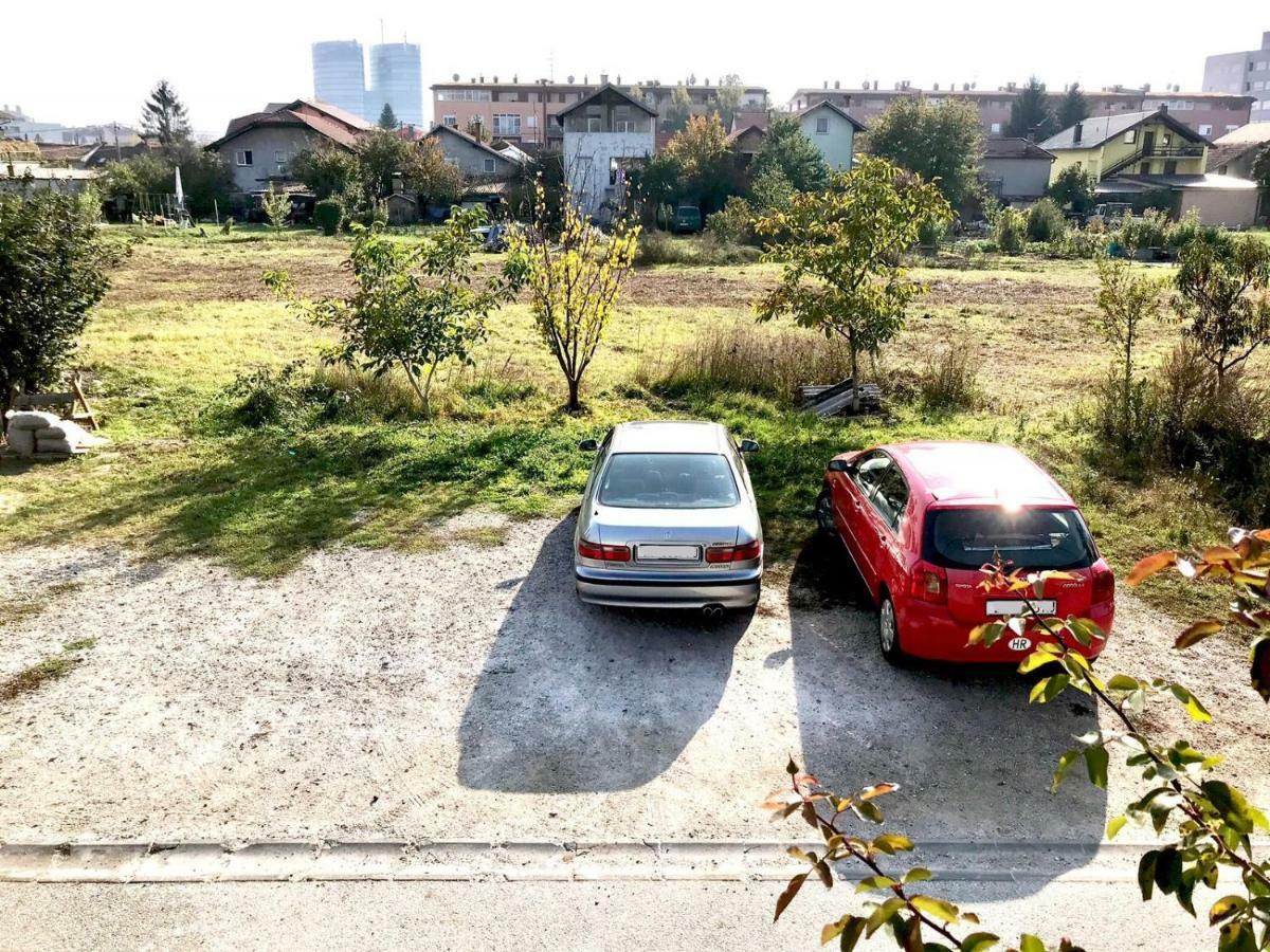 Zg Zapad Zagreb Exterior foto